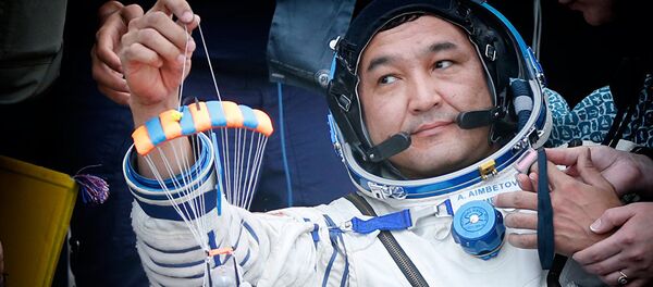 Казахстанский космонавт Айдын Аимбетов - Sputnik Узбекистан