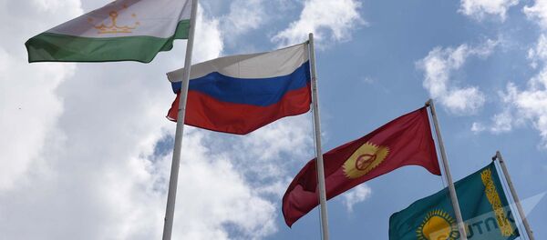 Флаги стран ОДКБ, архивное фото - Sputnik Узбекистан
