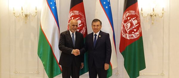 Президент Узбекистана Шавкат Мирзиёев встретился с президентом Афганистана Президент Узбекистана Шавкат Мирзиёев встретился с президентом Афганистана - Sputnik Ўзбекистон