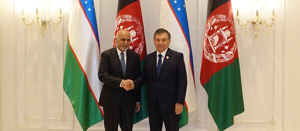 Shavkat Mirziyoyev vstretilsya s prezidentom Islamskoy Respubliki Afganistan Ashrafom Gani - Sputnik O‘zbekiston