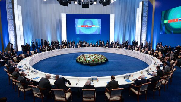 Заседание совета глав государств - членов Шанхайской организации сотрудничества (ШОС) в расширенном составе - Sputnik Узбекистан