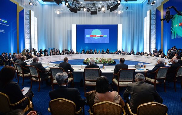 Заседание совета глав государств - членов Шанхайской организации сотрудничества (ШОС) в расширенном составе - Sputnik Узбекистан