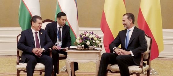 Шавкат Мирзиёев встретился с королем Испании Филиппом VI Шавкат Мирзиёев встретился с королем Испании Филиппом VI - Sputnik Узбекистан