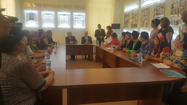 Генсек ООН пообщался с жителями махалли в Самарканде  - Sputnik Ўзбекистон