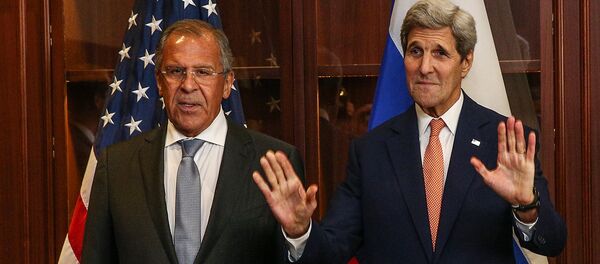 Министр иностранных дел РФ Сергей Лавров, госсекретарь США Джон Керри Министр иностранных дел РФ Сергей Лавров, госсекретарь США Джон Керри - Sputnik Узбекистан