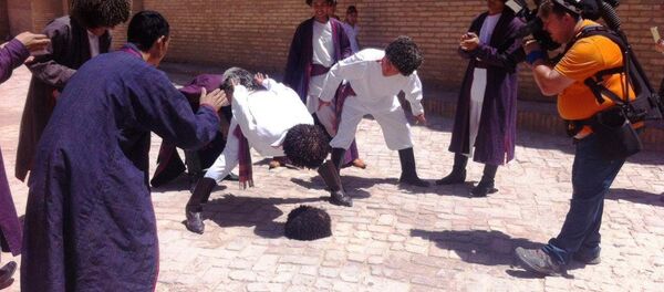 Телеканал Мир снимает документальный фильм в Узбекистане Телеканал Мир снимает документальный фильм в Узбекистане - Sputnik Ўзбекистон