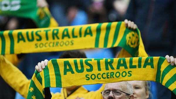 Болельщики сборной Австралии во время матча Кубка конфедераций-2017 - Sputnik Узбекистан