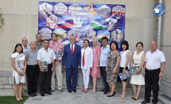 Общественный форум историков в РЦНК в Ташкенте Общественный форум историков в РЦНК в Ташкенте - Sputnik Узбекистан