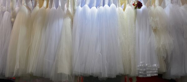 Vistavka svadebnoy i vecherney modi v Moskve - Sputnik O‘zbekiston