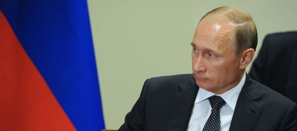 Президент России Владимир Путин Президент России Владимир Путин - Sputnik Узбекистан