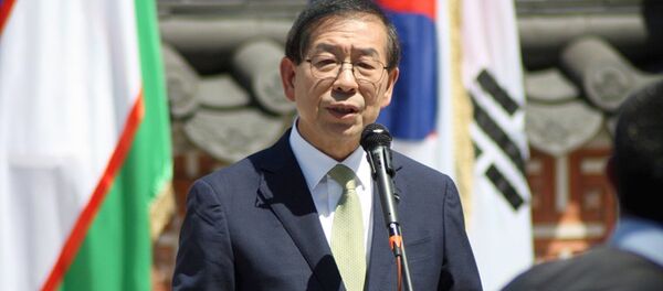 Мэр г.Сеула г-н Пак Вон Сун Мэр г.Сеула г-н Пак Вон Сун - Sputnik Ўзбекистон