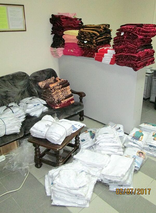 Katta partiyadagi tovarlarni noqonuniy olib kirishni oldini olish - Sputnik O‘zbekiston