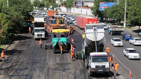 Капитальный ремонт малой кольцевой автомобильной дороги в Ташкенте. Архивное фото - Sputnik Узбекистан