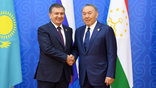 Президент Узбекистана Шавкат Мирзиёев и президент Казахстана Нурсултан Назарбаев - Sputnik Узбекистан