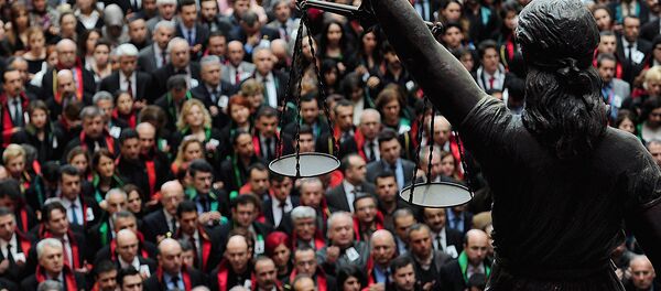 Фемида ҳайкали Фемида ҳайкали - Sputnik Ўзбекистон