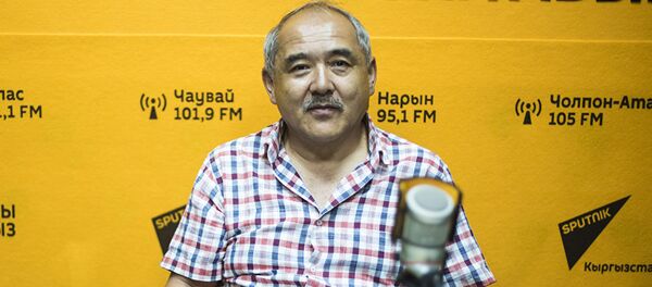 Профессор, доктор медицинских наук, заведующий кафедрой хирургии общей практики Кыргызской государственной медицинской академии Акылбек Мусаев Профессор, доктор медицинских наук, заведующий кафедрой хирургии общей практики Кыргызской государственной медицинской академии Акылбек Мусаев - Sputnik Узбекистан