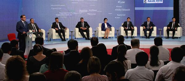 Политические партии: анализ, инициативы и социальная ответственность - Sputnik Ўзбекистон