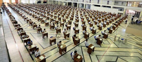 Вступительные экзамены в Университет Инха в Ташкенте Вступительные экзамены в Университет Инха в Ташкенте - Sputnik Ўзбекистон