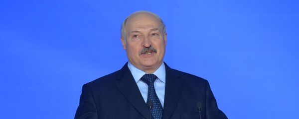 Александр Лукашенко на открытии Славянского базара в Витебске Александр Лукашенко на открытии Славянского базара в Витебске - Sputnik Ўзбекистон