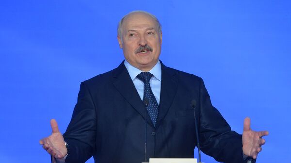 Александр Лукашенко на открытии Славянского базара в Витебске - Sputnik Ўзбекистон