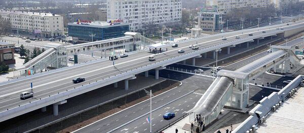 Автомобильное движение в Ташкенте - Sputnik Узбекистан
