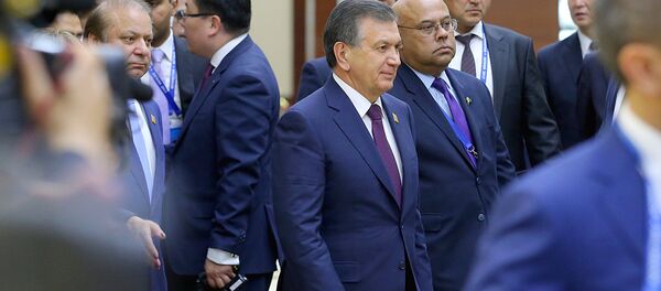 Ўзбекистон президенти Шавкат Миризиёев Ўзбекистон президенти Шавкат Миризиёев - Sputnik Ўзбекистон