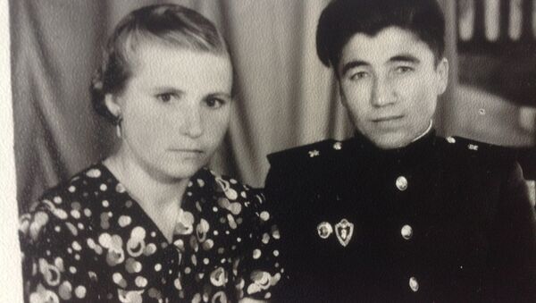 Ольга и Джуракул Расуловы, архивное фото - Sputnik Узбекистан