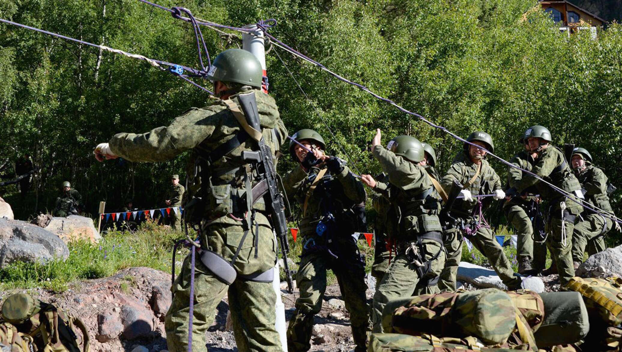 Подготовка база. Эльбрусское кольцо 2017. Горная подготовка военнослужащих. Горная подготовка военных. Горные войска РФ.