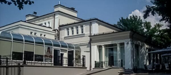 Комплекс Вернисаж в Верманском парке Риги - Sputnik Узбекистан