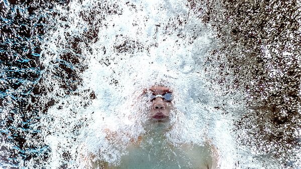 Пловец на соревнованиях в Будапеште - Sputnik Узбекистан