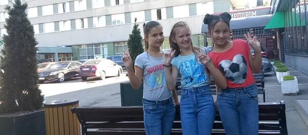 Участницы шоу Ты супер! Танцы из Узбекистана - Sputnik Ўзбекистон