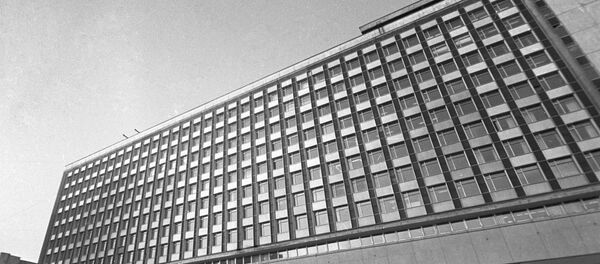 Здание Института стали и сплавов - Sputnik Узбекистан