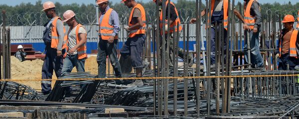 Рабочие на стройплощадке - Sputnik Ўзбекистон