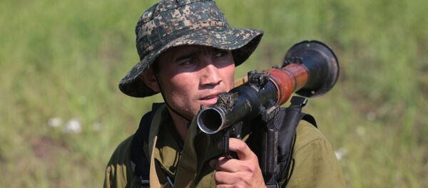 Военнослужащий команды Узбекистана - Sputnik Узбекистан