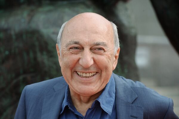 Скульптор Георгий Франгулян Скульптор Георгий Франгулян - Sputnik Узбекистан