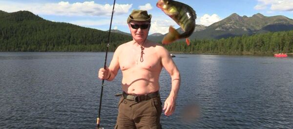 Спутник_Отдых Путина: подводная охота на щуку и рыбалка Спутник_Отдых Путина: подводная охота на щуку и рыбалка - Sputnik Ўзбекистон