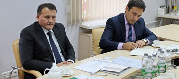 Актам Хаитов (слева) - Sputnik Узбекистан