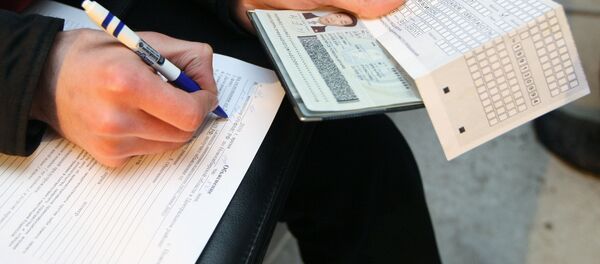 Сохта ҳужжат тайёрлаган аёллар 7 йилгача озодликдан маҳрум этилиши мумкин Сохта ҳужжат тайёрлаган аёллар 7 йилгача озодликдан маҳрум этилиши мумкин - Sputnik Ўзбекистон