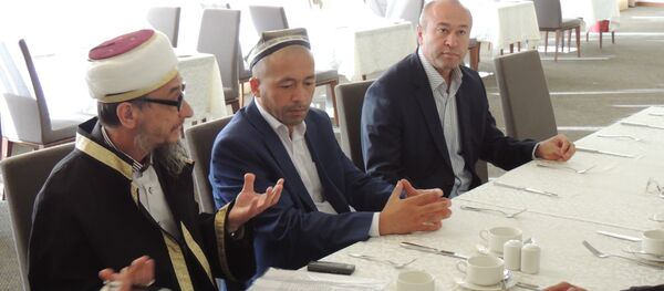 Визит имамов Узбекистана в Свердловскую область Визит имамов Узбекистана в Свердловскую область - Sputnik Узбекистан