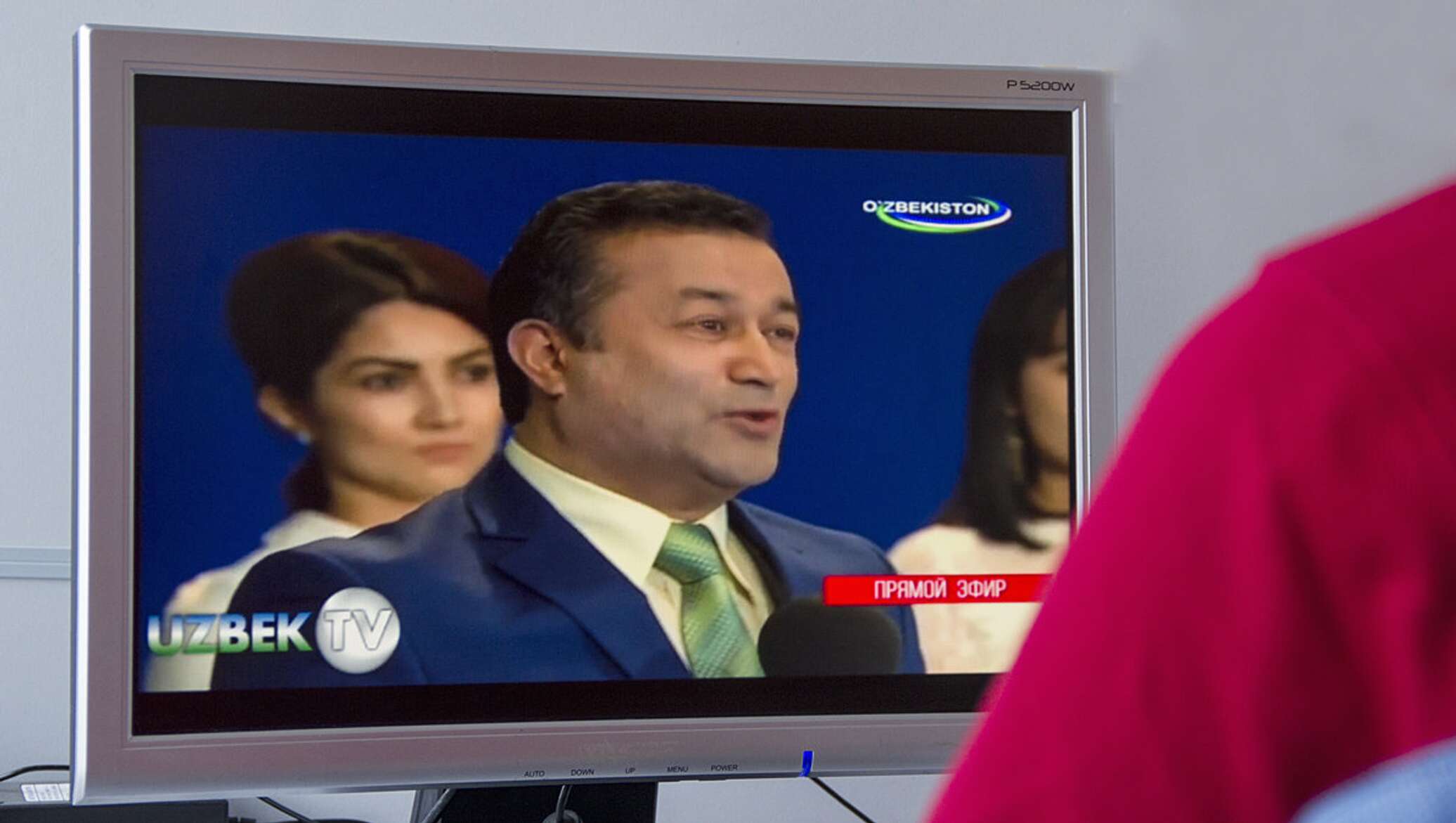 Kino sahnalarida yalangoch video