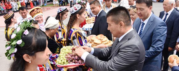 В Андижан прибыла делегация с города Ош В Андижан прибыла делегация с города Ош - Sputnik Ўзбекистон