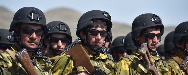 Россия ва Тожикистон ҳамкорлигида ўтказилган машғулотлар Россия ва Тожикистон ҳамкорлигида ўтказилган машғулотлар - Sputnik Ўзбекистон