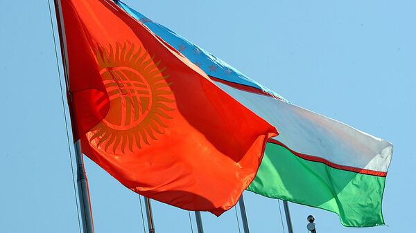 Флаги Кыргызстана и Узбекистана - Sputnik Ўзбекистон