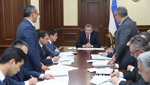 Шавкат Мирзиёев провел заседание, посвященное ходу реформ в системе образования - Sputnik Узбекистан