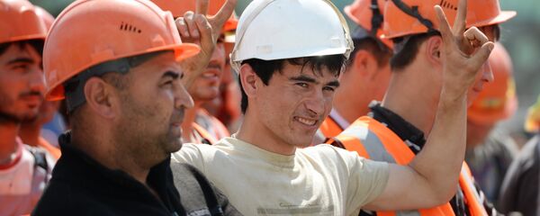 Трудовые мигранты, архивное фото - Sputnik Ўзбекистон