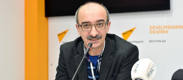 Азад Исазаде, психолог - Sputnik Узбекистан