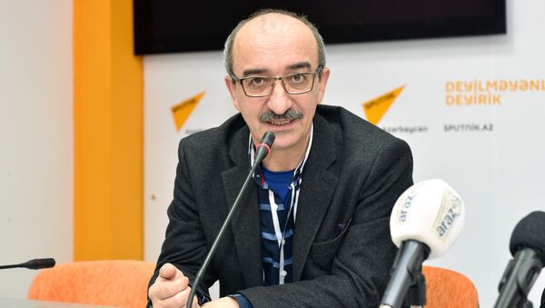 Азад Исазаде, психолог - Sputnik Узбекистан
