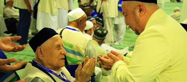 Ветераны ВОВ отправились в хадж Ветераны ВОВ отправились в хадж - Sputnik Ўзбекистон