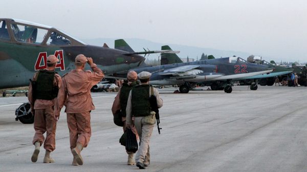 Российская авиабаза Хмеймим в Сирии. Архивное фото - Sputnik Ўзбекистон