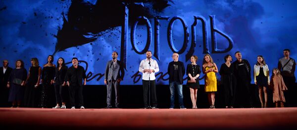 П/к и премьера фильма Гоголь. Начало - Sputnik Узбекистан